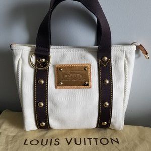 Authentic Louis Vuitton Handbag/NWT (Retired)